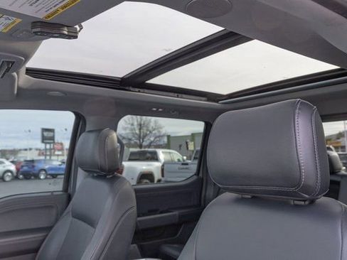 Used 2024 Ford F350 Lariat w/ Lariat Ultimate Package image 10