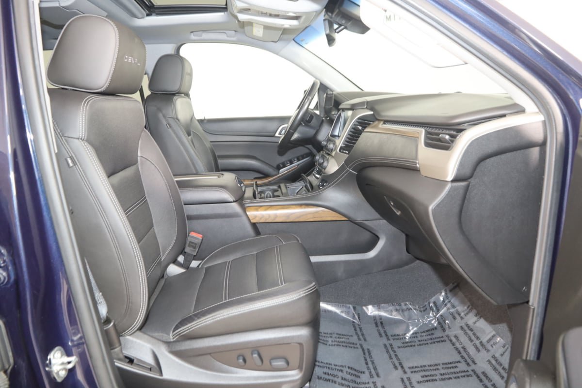 Used 2019 GMC Yukon Denali w/ Denali Ultimate Package AWD/4WD image 12