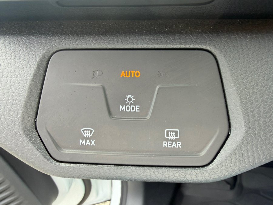 Used 2023 Volkswagen ID.4 Pro RWD image 15