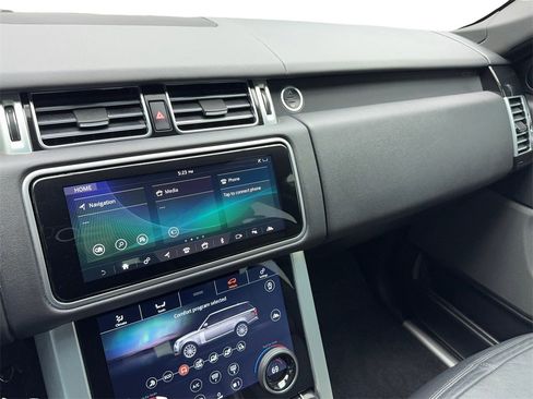 Used 2019 Land Rover Range Rover image 21