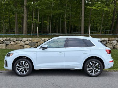 Used 2023 Audi Q5 2.0T Premium Plus w/ Premium Plus Package AWD/4WD image 16