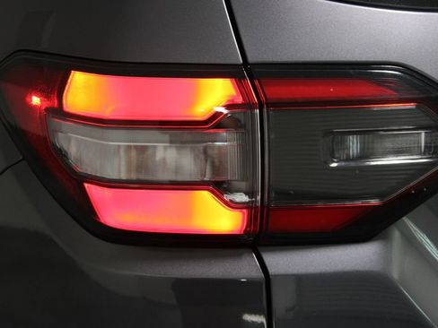 Used 2023 Honda Pilot LX image 48