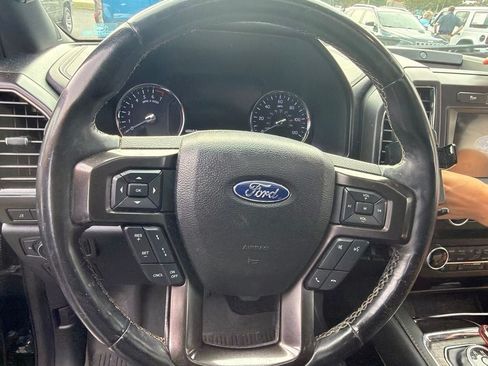 Used 2021 Ford Expedition Max Limited RWD image 24