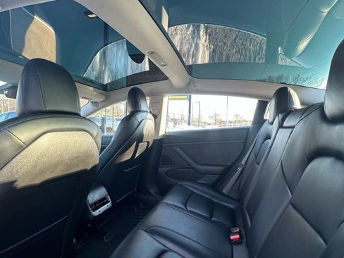 Used 2018 Tesla Model 3 Long Range image 24