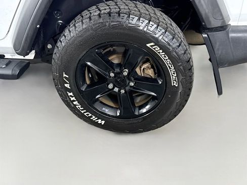 Used 2022 Jeep Wrangler Unlimited Sport AWD/4WD image 29