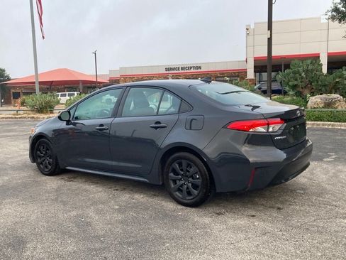 Used 2023 Toyota Corolla LE FWD image 5
