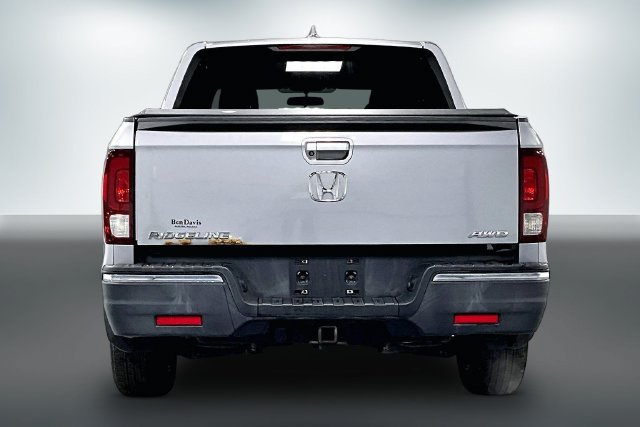 Used 2017 Honda Ridgeline RTS image 6
