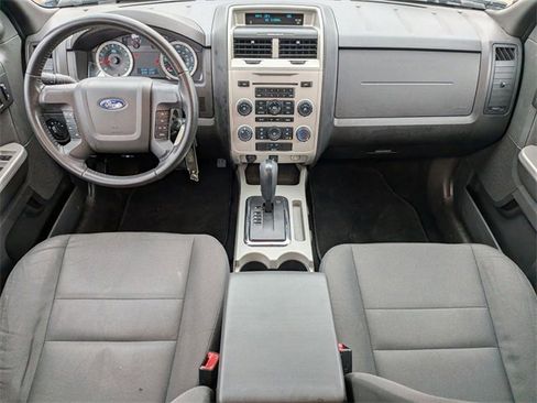 Used 2010 Ford Escape XLT image 24