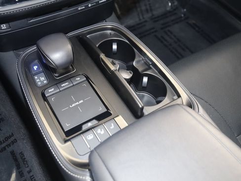 Used 2021 Lexus LS 500 AWD image 34