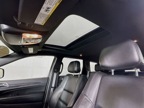 Used 2019 Jeep Grand Cherokee Limited image 21