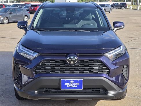 Used 2025 Toyota RAV4 XLE FWD image 3