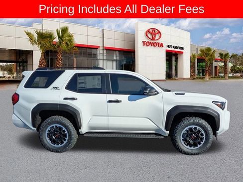 New 2026 Toyota 4Runner TRD Off-Road Premium AWD/4WD image 4
