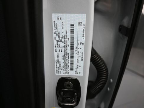 Used 2025 Ford F150 Lariat w/ Equipment Group 501A Mid image 19