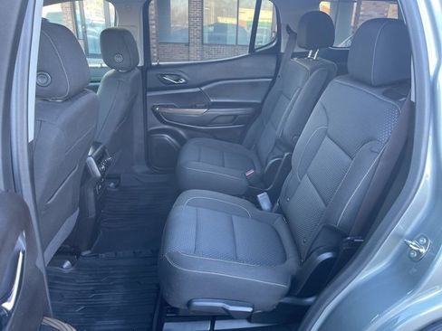 Certified 2023 GMC Acadia SLE w/ Driver Convenience Package image 14