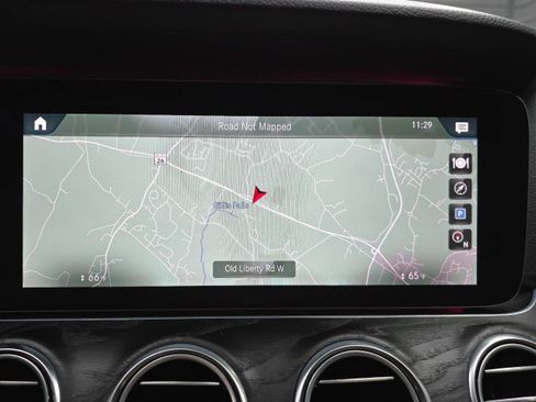 Used 2021 Mercedes-Benz E 350 4MATIC Sedan image 28