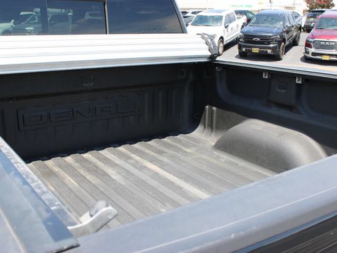 Used 2018 GMC Sierra 1500 Denali w/ Denali Ultimate Package AWD/4WD image 29
