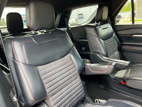 Used 2026 Ford Explorer ST-Line AWD/4WD image 17