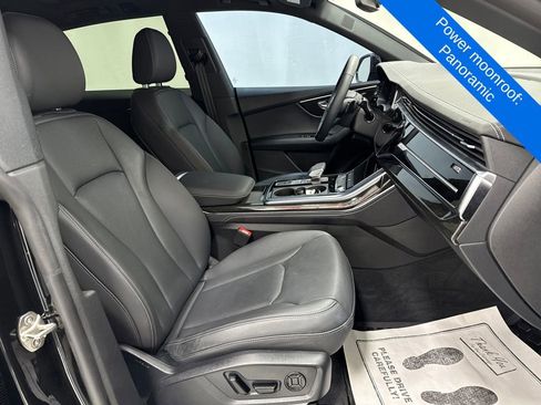 Used 2025 Audi Q8 Premium Plus image 9