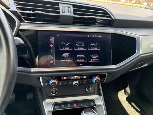 Used 2022 Audi Q3 2.0T Premium Plus AWD/4WD image 29