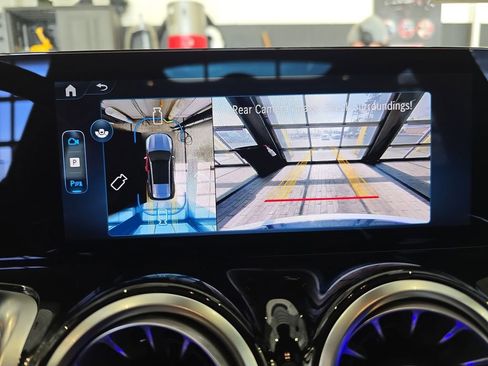 New 2026 Mercedes-Benz GLB 250 GLB 250 image 24