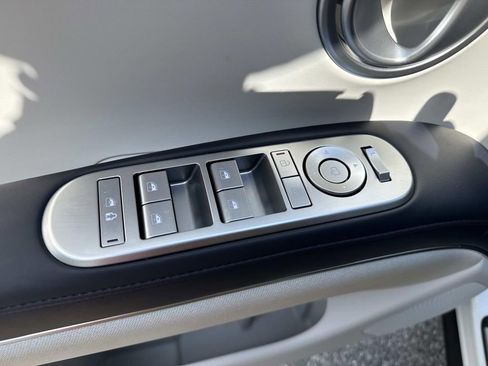 Used 2026 Hyundai Palisade Calligraphy image 25