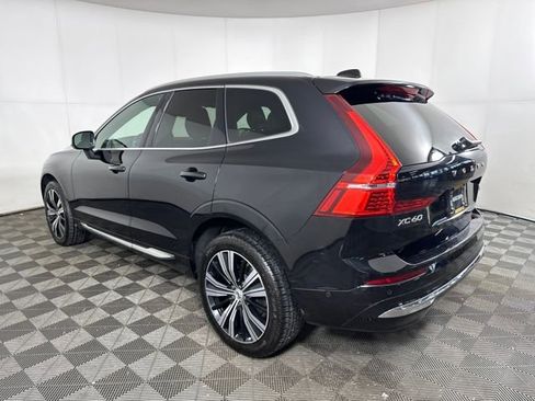 Used 2022 Volvo XC60 B6 Inscription w/ Advanced Package image 5