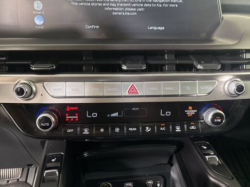 Used 2023 Kia Telluride S w/ S Sunroof Package image 17