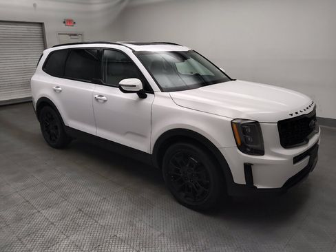 Used 2021 Kia Telluride EX w/ EX Premium Package AWD/4WD image 11