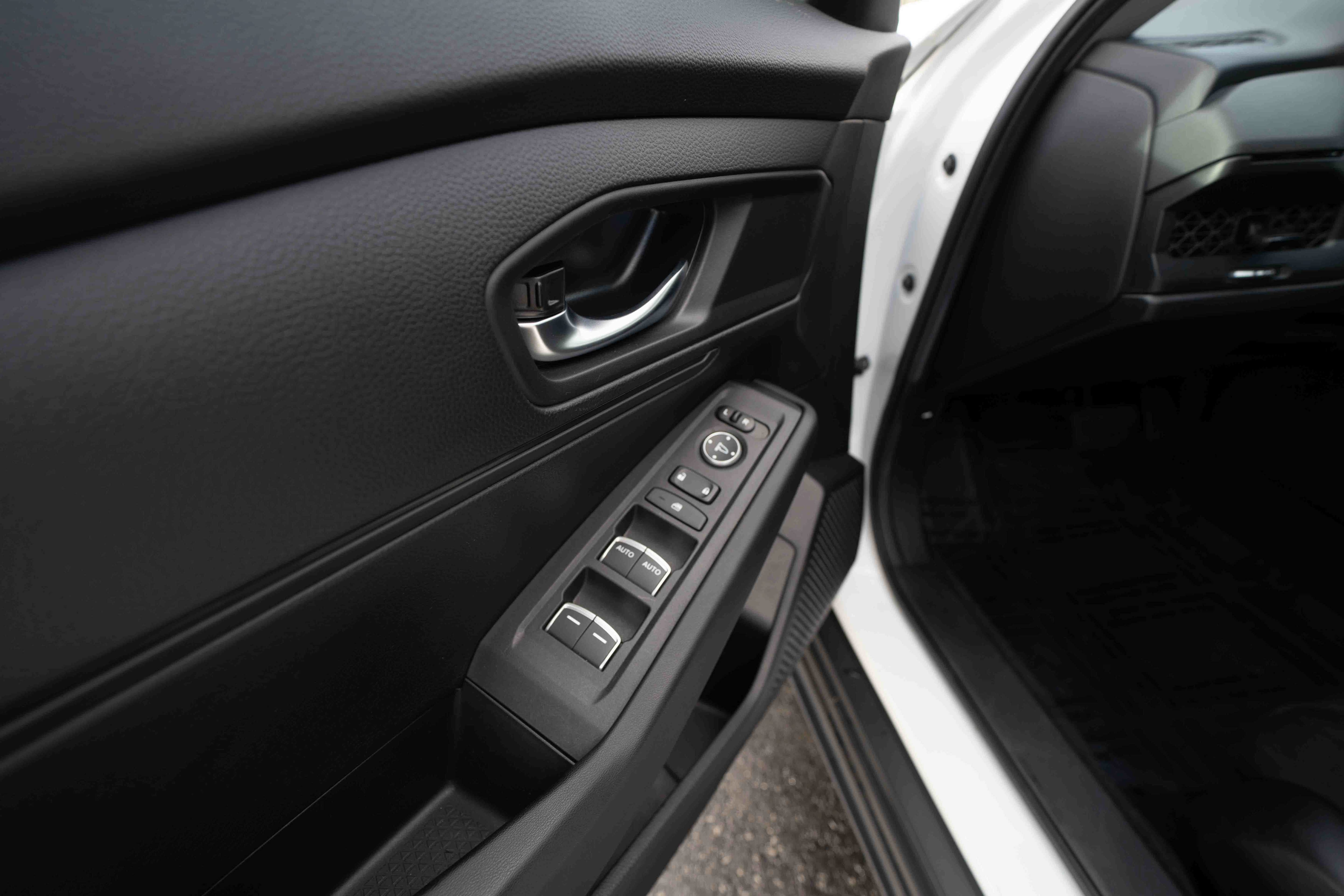Certified 2025 Honda Accord LX image 7