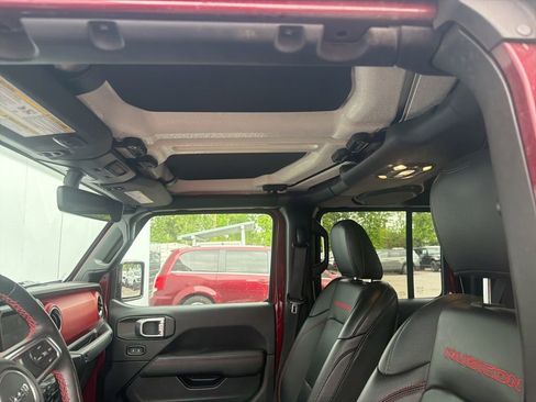Certified 2021 Jeep Gladiator Rubicon AWD/4WD image 9