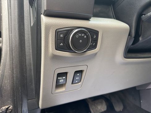 Used 2015 Ford F150 XLT w/ Equipment Group 301A Mid image 17