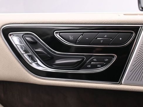 Used 2021 Lincoln Navigator L Reserve w/ Luxury Package image 42