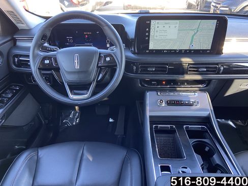 Used 2025 Lincoln Aviator AWD w/ Equipment Group 101A image 12