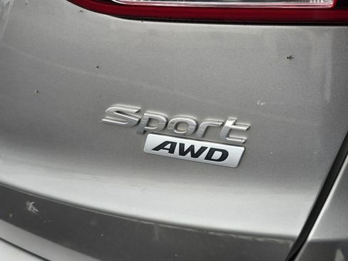 Used 2018 Hyundai Santa Fe Sport AWD/4WD image 9