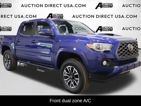Used 2023 Toyota Tacoma TRD Sport image 2