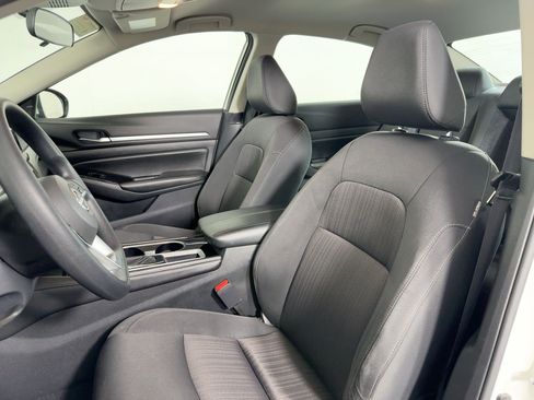 Used 2023 Nissan Altima 2.5 SV image 21