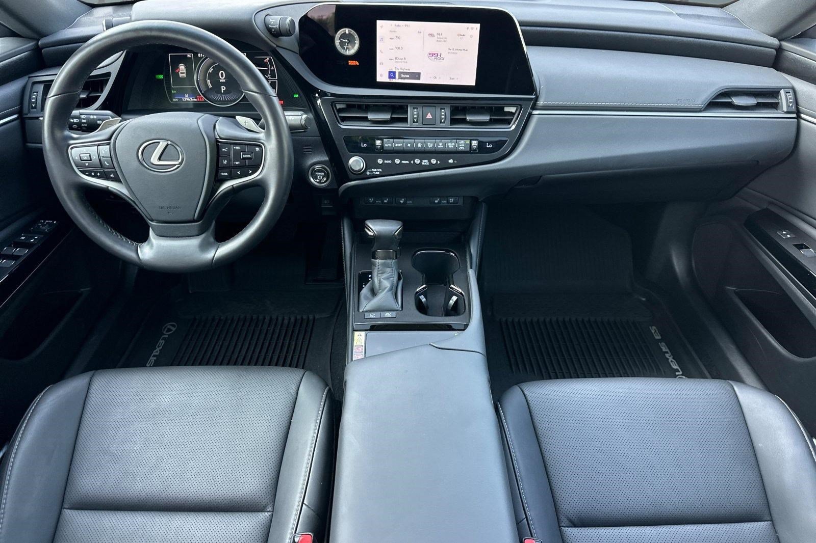 Certified 2025 Lexus ES 300h w/ Premium Package FWD image 17