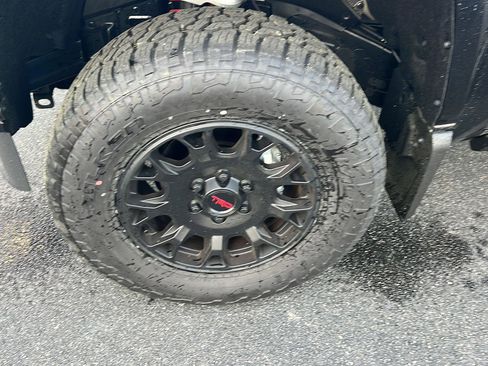 New 2025 Toyota Tacoma SR5 image 38