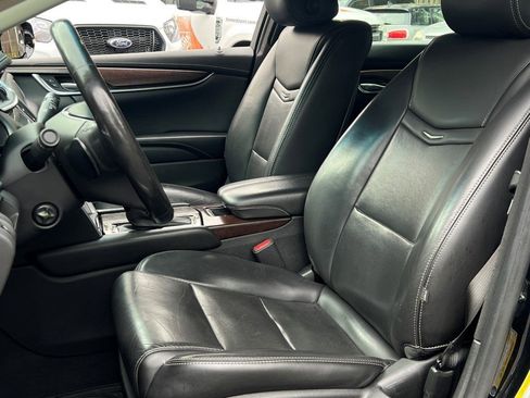 Used 2019 Cadillac XTS Luxury image 15