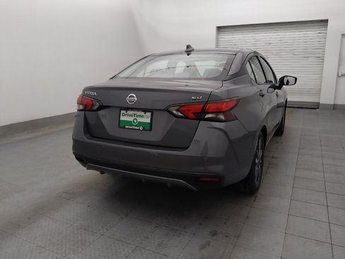 Used 2021 Nissan Versa SV image 7