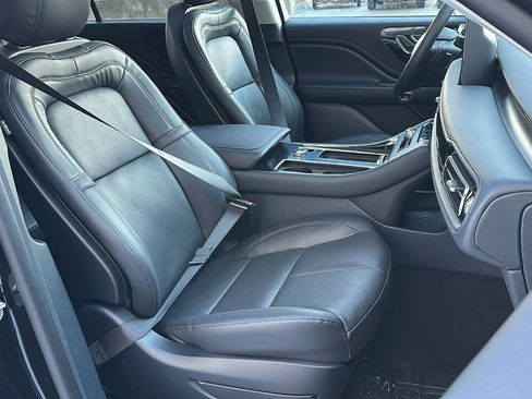 New 2026 Lincoln Aviator Reserve w/ Illumination Package image 9