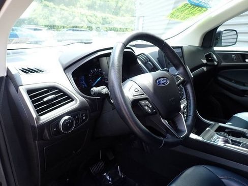 Certified 2023 Ford Edge SEL w/ Sport Appearance Package AWD/4WD image 15