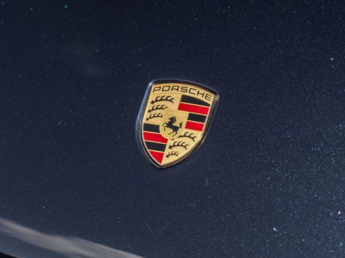 Certified 2020 Porsche Macan S AWD/4WD image 19