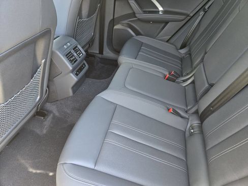 Used 2025 Audi Q5 Prestige AWD/4WD image 34