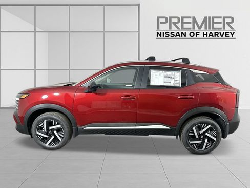 Used 2026 Nissan Kicks SV w/ Cold Weather Package FWD image 2