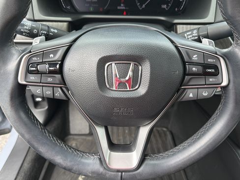 Used 2021 Honda Accord Touring image 18