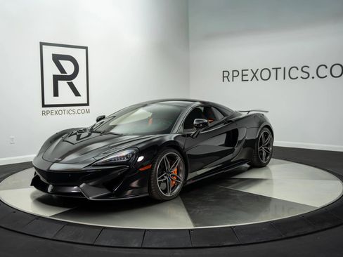 Used 2019 McLaren 570S Spider image 7