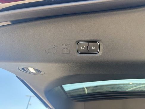 New 2026 Lincoln Navigator L Reserve AWD/4WD image 10