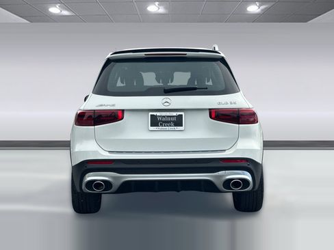 New 2025 Mercedes-Benz GLB 35 AMG 4MATIC image 9