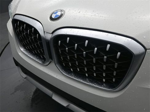Used 2023 BMW X4 xDrive30i w/ Convenience Package image 26